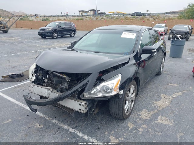 2013 Nissan Altima 3.5 Sl მანქანა იყიდება აუქციონზე, vin: 1N4BL3AP6DN518819, აუქციონის ნომერი: 45415578
