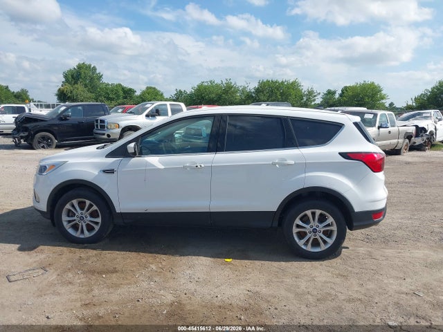 Ford ESCAPE SE 2019 1FMCU9GDXKUB31152 Image 15