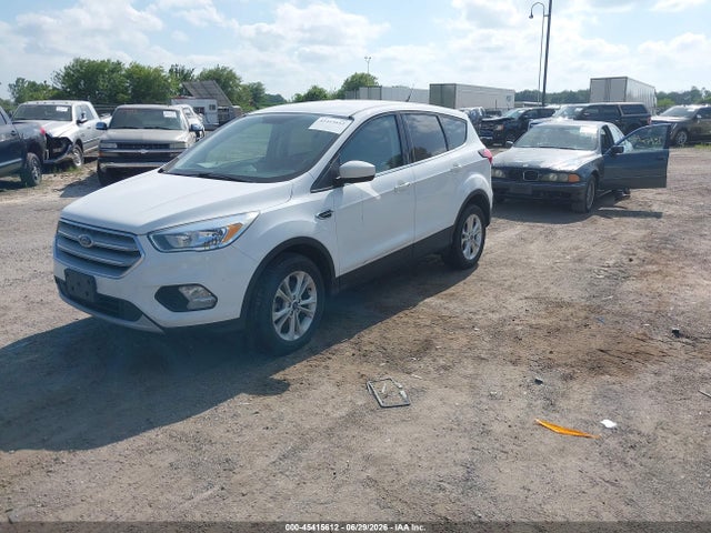 Ford ESCAPE SE 2019 1FMCU9GDXKUB31152 Image 2