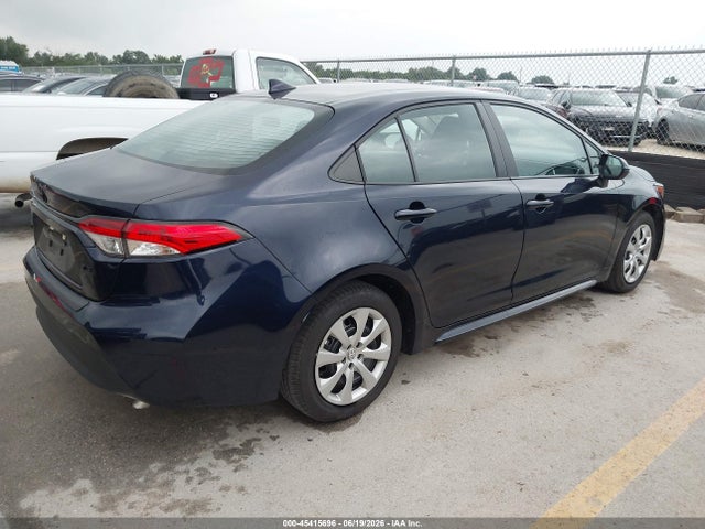 Toyota COROLLA LE 2025 5YFB4MDE7SP281670 Image 4