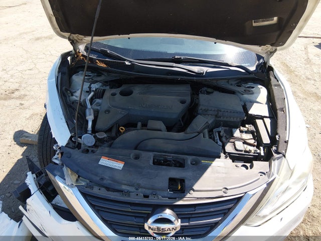 Nissan Altima 2.5 S 2017 1N4AL3AP1HC137375 Image 10