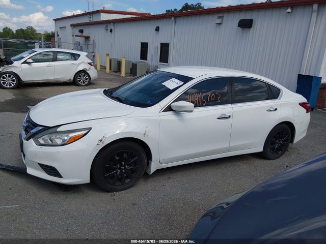 Nissan Altima 2.5 S 2017 1N4AL3AP1HC137375 Image 14