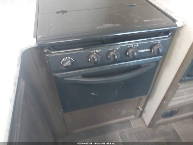 Keystone Rv Bullet 2018 4YDT28720JX435328 Image 12