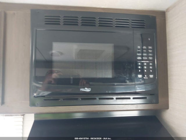Keystone Rv Bullet 2018 4YDT28720JX435328 Image 13