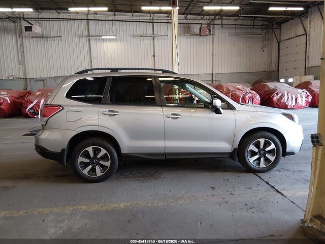 Subaru Forester 2.5i Premium 2017 JF2SJAEC9HH561620 Image 13