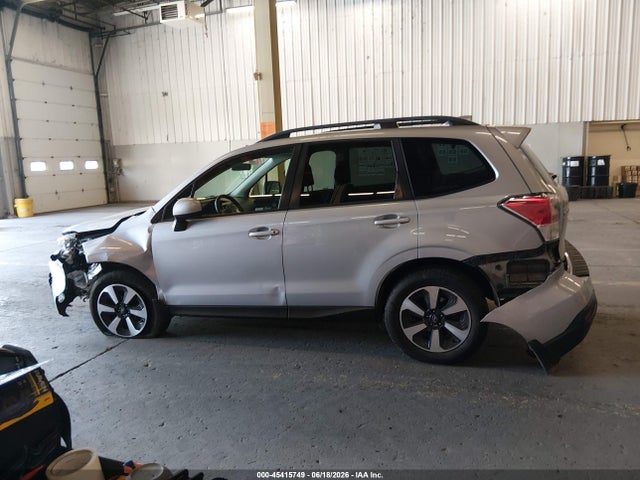 Subaru Forester 2.5i Premium 2017 JF2SJAEC9HH561620 Image 14