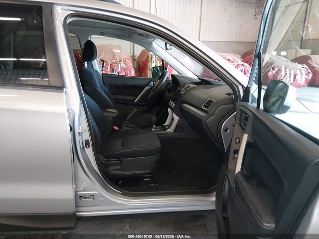 Subaru Forester 2.5i Premium 2017 JF2SJAEC9HH561620 Image 5