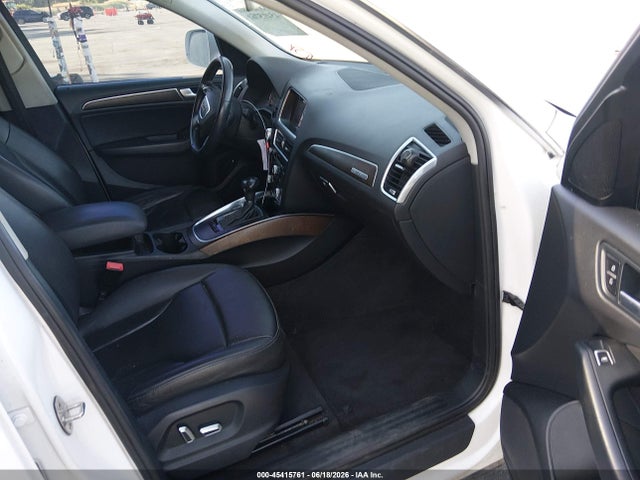 Audi Q5 2.0t Premium 2016 WA1C2AFP7GA114481 Image 5