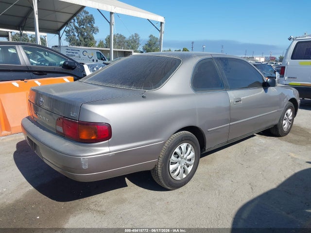 45415772 :رقم المزاد ، 4T1CG12K8TU652256 vin ، 1996 Toyota Camry Dx/le مزاد بيع