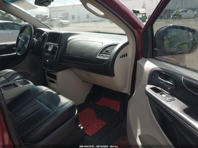 45415787 :رقم المزاد ، 2C4RC1BG7FR594860 vin ، 2015 Chrysler Town & Country Touring مزاد بيع