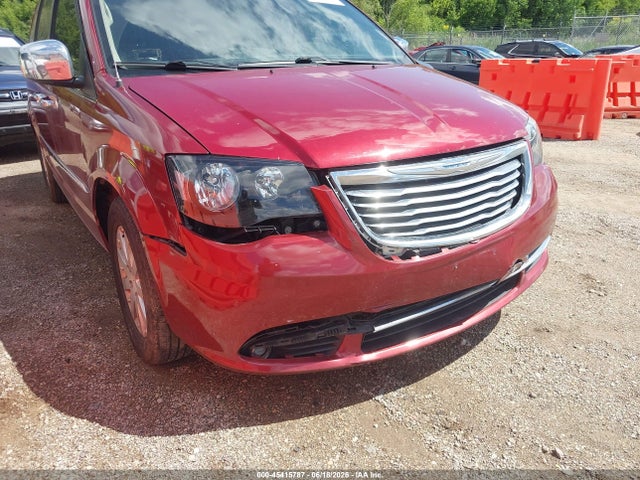 45415787 :رقم المزاد ، 2C4RC1BG7FR594860 vin ، 2015 Chrysler Town & Country Touring مزاد بيع
