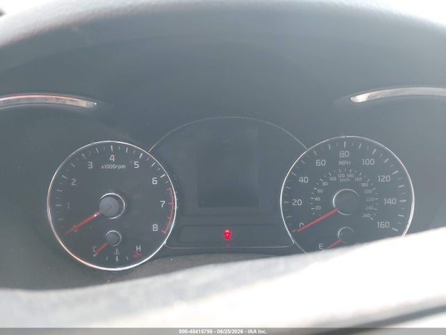 3KPFK4A75JE174646 KIA FORTE LX