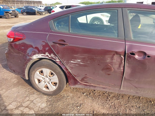 3KPFK4A75JE174646 KIA FORTE LX