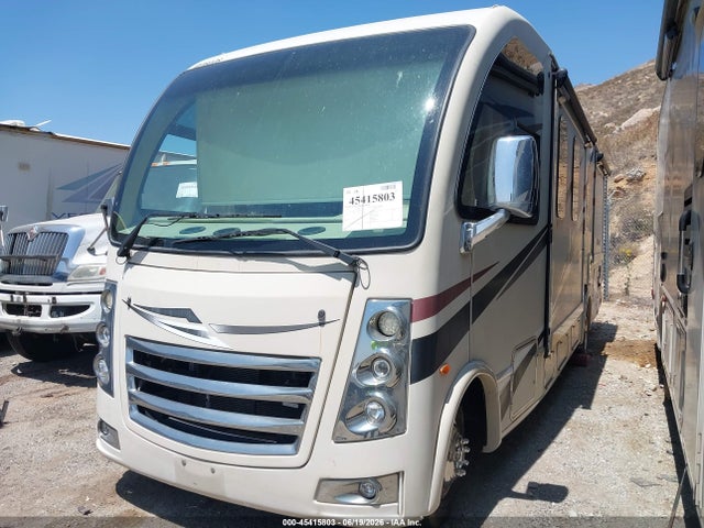 Ford E-450 Stripped 2017 1FC4E4KS3HDC75469 Image 2