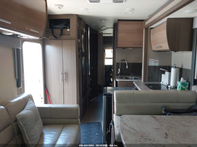 Ford E-450 Stripped 2017 1FC4E4KS3HDC75469 Image 8
