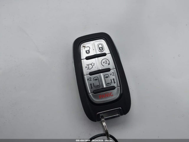 45415805 :رقم المزاد ، 2C4RC1BG4VR553035 vin ، 2027 Chrysler Pacifica مزاد بيع