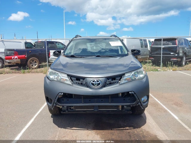 JTMWFREV7FD046850 Toyota Rav4 Xle