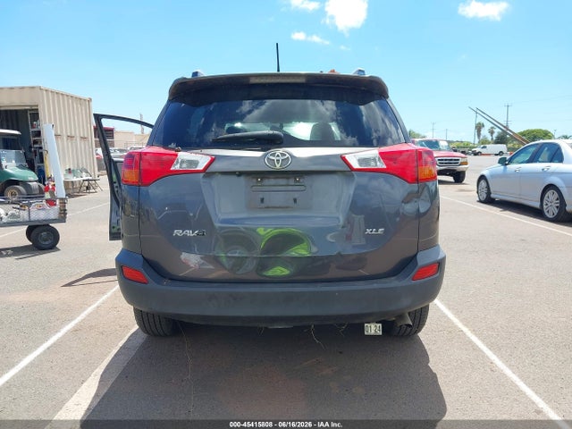 JTMWFREV7FD046850 Toyota Rav4 Xle