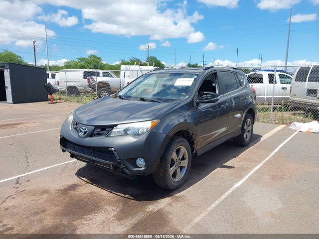 JTMWFREV7FD046850 Toyota Rav4 Xle