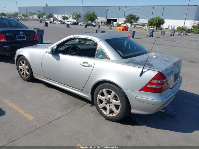Aukcja sprzedaży 2001 Mercedes-benz Slk 320, vin: WDBKK65FX1F204479, numer aukcji: 45415810