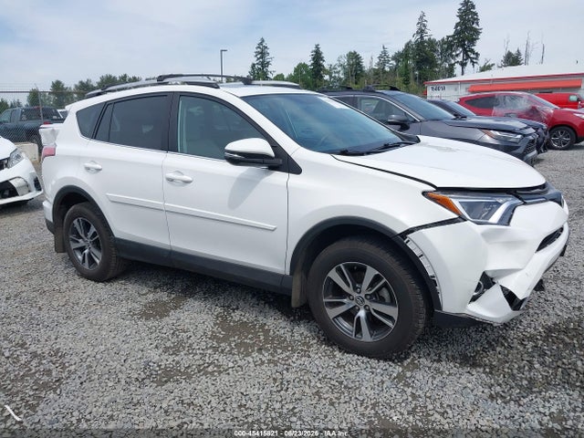 2T3RFREV9GW466160 Toyota Rav4 Xle