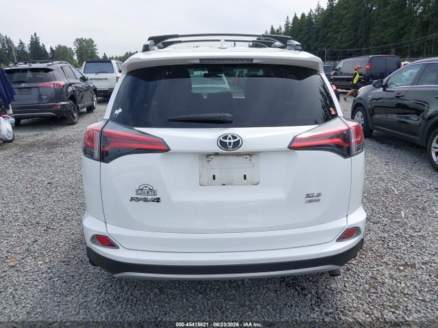 2T3RFREV9GW466160 Toyota Rav4 Xle