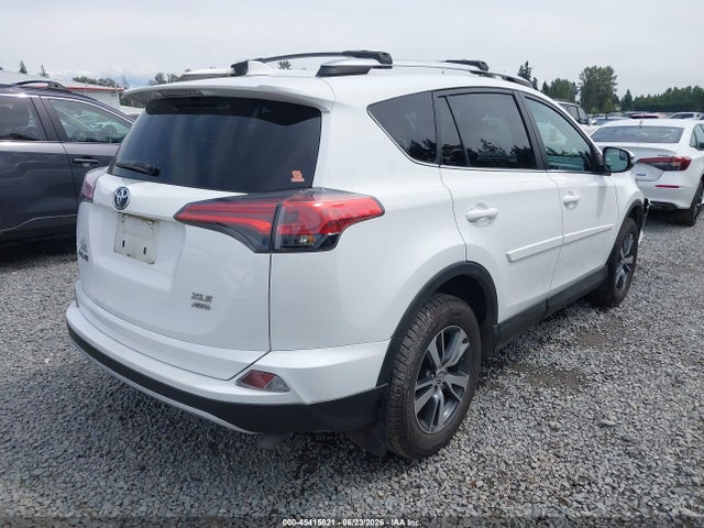 2T3RFREV9GW466160 Toyota Rav4 Xle