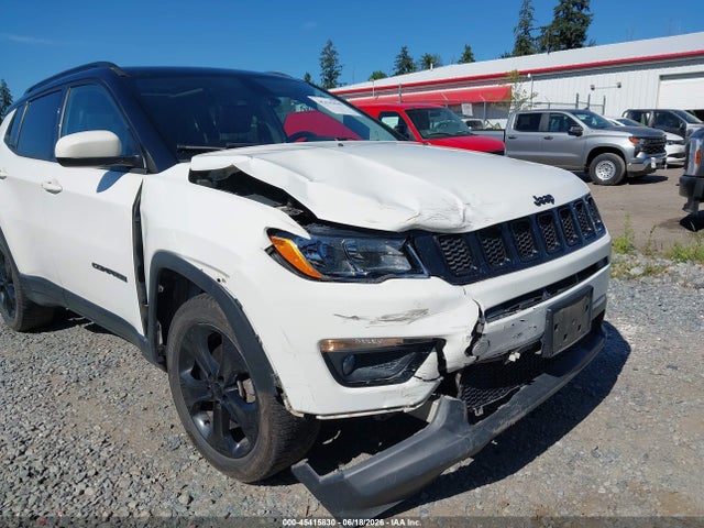 3C4NJDBB3JT432837 Jeep Compass Altitude 4x4