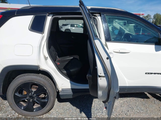 3C4NJDBB3JT432837 Jeep Compass Altitude 4x4