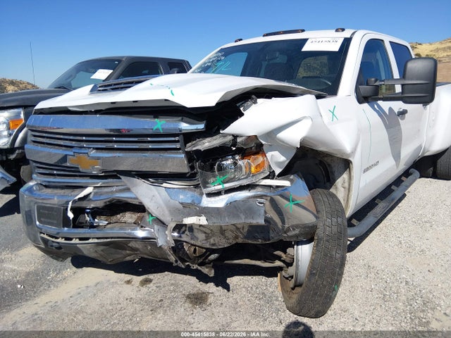 45415838 :رقم المزاد ، 1GC4CYCY4JF255757 vin ، 2018 Chevrolet Silverado 3500hd Wt مزاد بيع
