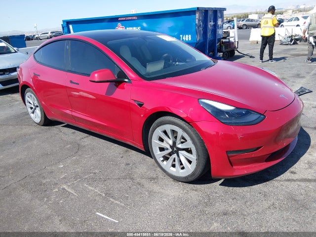 Tesla Model 3 Standard Range Plus Rear-wheel Drive 2021 5YJ3E1EA0MF983050 Image 1