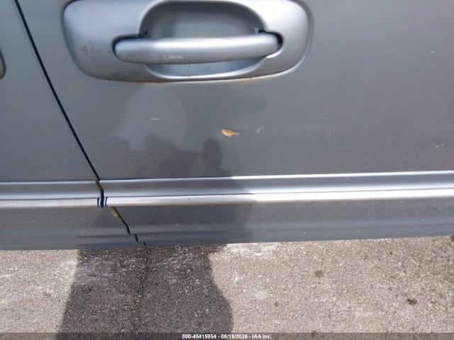 45415854 :رقم المزاد ، 2C4GP54LX3R225113 vin ، 2003 Chrysler Town & Country Lxi مزاد بيع