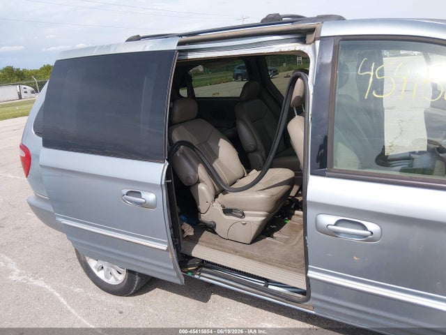 45415854 :رقم المزاد ، 2C4GP54LX3R225113 vin ، 2003 Chrysler Town & Country Lxi مزاد بيع