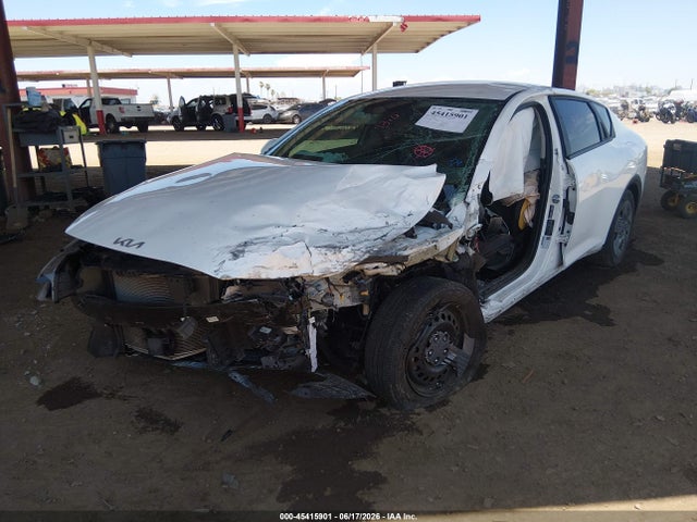KIA K4 Lx 2025 3KPFT4DE1SE089800 Image 2