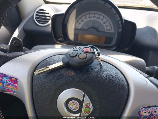 2013 Smart Fortwo Passion მანქანა იყიდება აუქციონზე, vin: WMEEK3BA9DK582702, აუქციონის ნომერი: 45415916