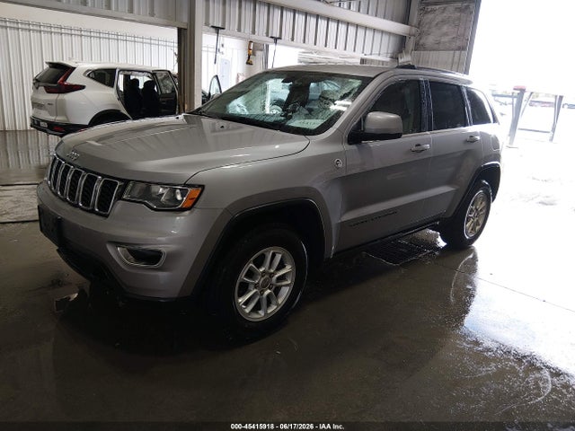 1C4RJFAG8JC161909 Jeep Grand Cherokee Laredo E 4x4