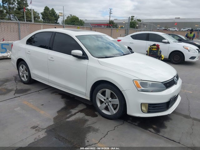 45415922 :رقم المزاد ، 3VWLL7AJ8BM127306 vin ، 2011 Volkswagen Jetta 2.0l Tdi مزاد بيع