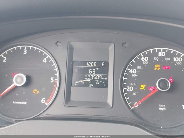 45415922 :رقم المزاد ، 3VWLL7AJ8BM127306 vin ، 2011 Volkswagen Jetta 2.0l Tdi مزاد بيع