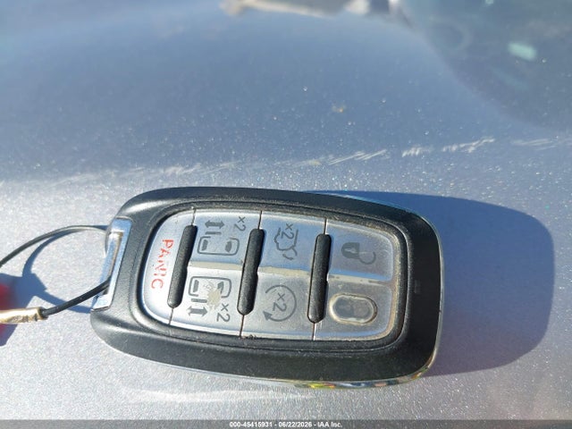 Chrysler Pacifica Touring-l 2017 2C4RC1BG9HR540527 Image 11