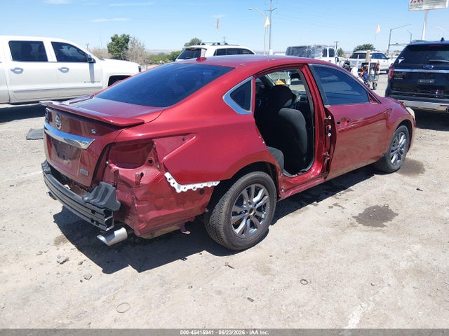Nissan Altima 2.5 S 2015 1N4AL3APXFC467500 Image 4