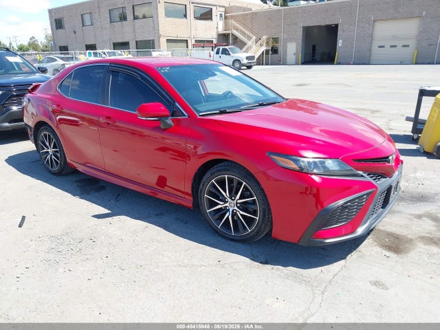 45415948 :رقم المزاد ، 4T1T11AK9MU430832 vin ، 2021 Toyota Camry Se مزاد بيع
