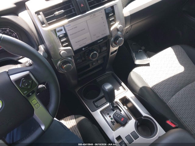 Toyota 4RUNNER SR5 2024 JTEEU5JR2R5309145 Image 11