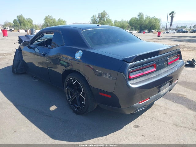 Dodge Challenger Sxt 2018 2C3CDZAG1JH245876 Image 3