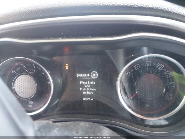 Dodge Challenger Sxt 2018 2C3CDZAG1JH245876 Image 7