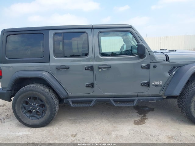 1C4HJXDG2JW196358 Jeep Wrangler Unlimited Sport S 4x4
