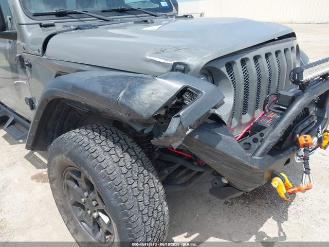 1C4HJXDG2JW196358 Jeep Wrangler Unlimited Sport S 4x4