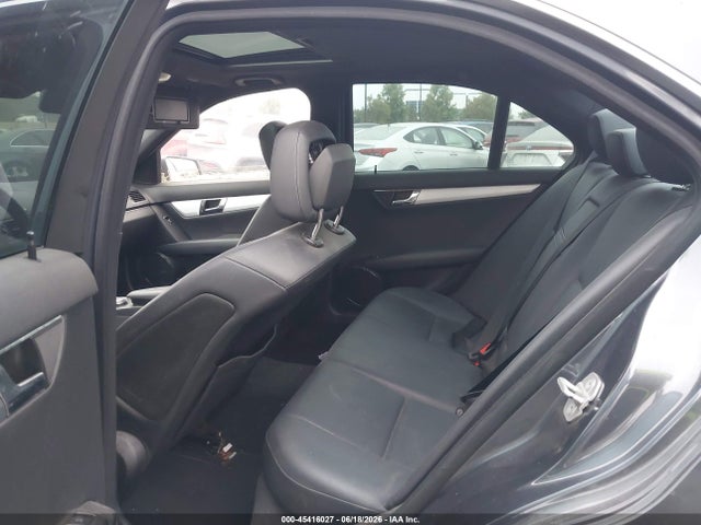 Продажа на аукционе авто 2011 Mercedes-benz C 300 Luxury/sport, vin: WDDGF5EB2BA510728, номер лота: 45416027