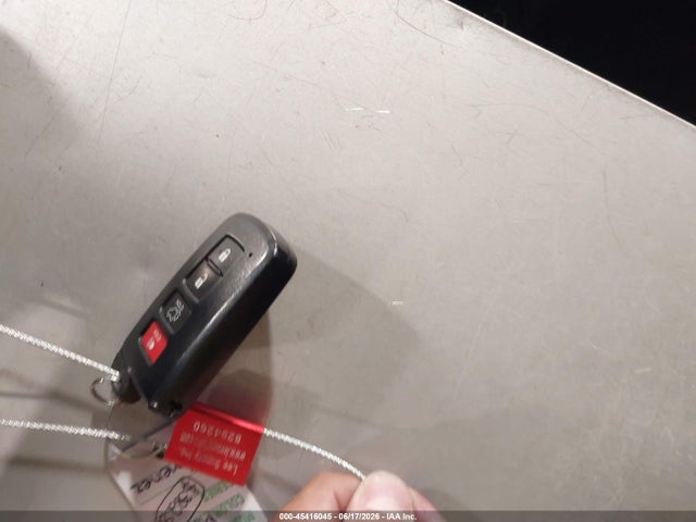 Toyota Rav4 Xle 2018 2T3RFREV6JW760090 Image 11