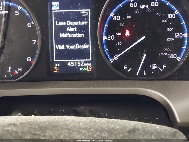 Toyota Rav4 Xle 2018 2T3RFREV6JW760090 Image 15