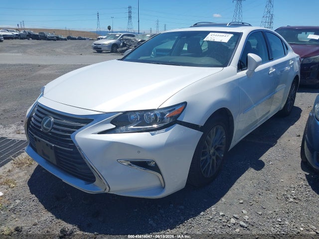 Lexus ES 350 2018 58ABK1GG7JU086658 Image 2